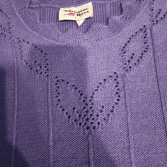 Vintage eyelet sweater - Picture 2 of 3